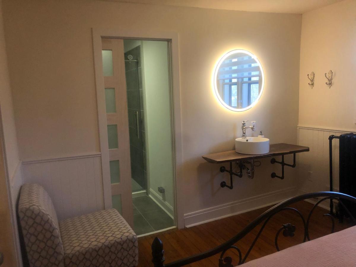 Saint-Jean-des Piles Auberge La Maison Bellemare Bed & Breakfast エクステリア 写真